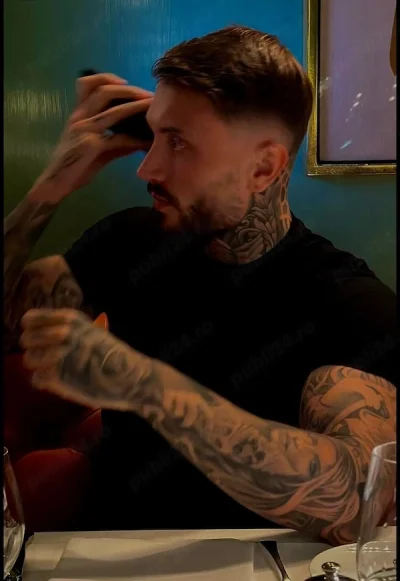 Escortă masculină , 27 ani !!