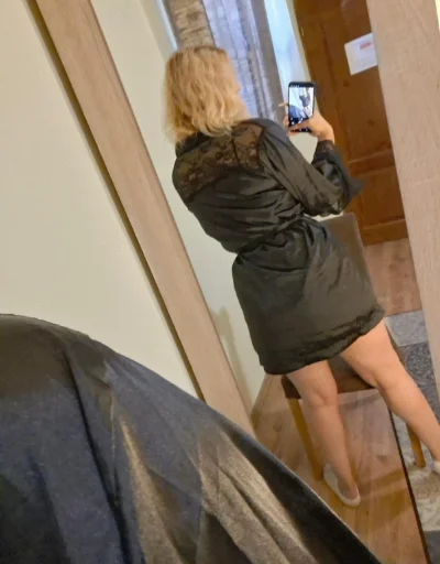 Bună te aștept pe la mn