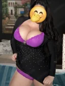 Nouă în oraș pentru 2 zile fac și party - imagine 4