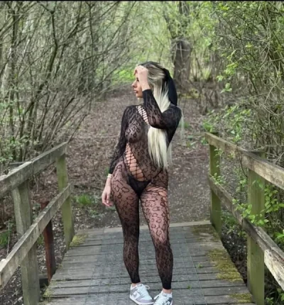 Te astept in locatia mea de lux in liniste si discretie o fata juca