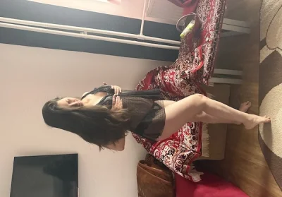 Sunt Daria te aștept la mine să petrecem împreună