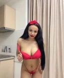 Bruneta hot pentru cateva zile - imagine 1