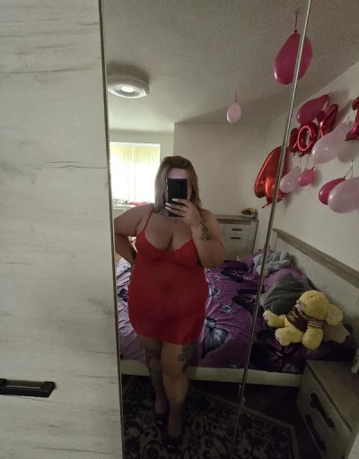 Andra voluptoasa BBW