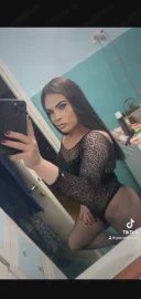 Top escorta brunetă - imagine 1