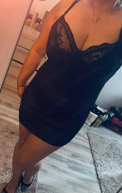Sweet Hot Am revenit la cererea voastra!!!Caut colegă de apartament!!!