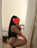 Doar deplasari la Hotel Bruneta cu forme dulce și apetisanta - imagine 4