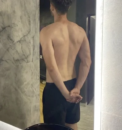 Deschis la tot ce e frumos: Marius, 25 de ani!