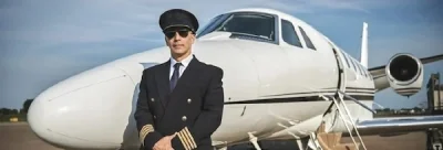 Tanar Pilot, cu rezidenta in Dubai doresc relatie relaxanta.