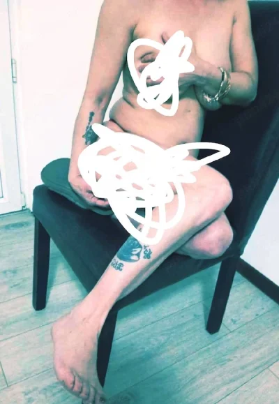 Mă numesc Bianca am 42 ani
