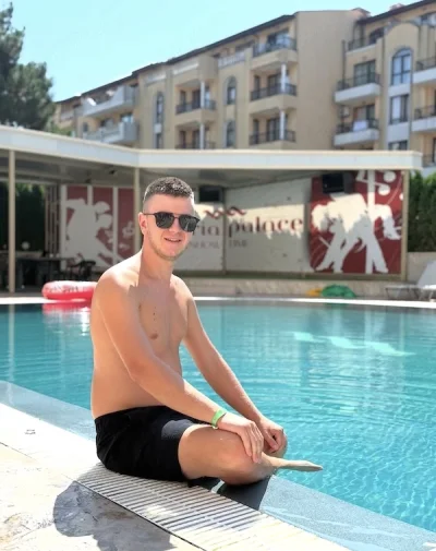 Party boy oriunde cu placere