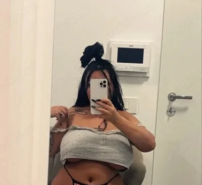 Andreea Matura cu experiență 40 de ani ofer servicii totale dominare soft sau hard te aștept!!!!!
