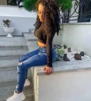 Maya la tine sau la hotel - imagine 2