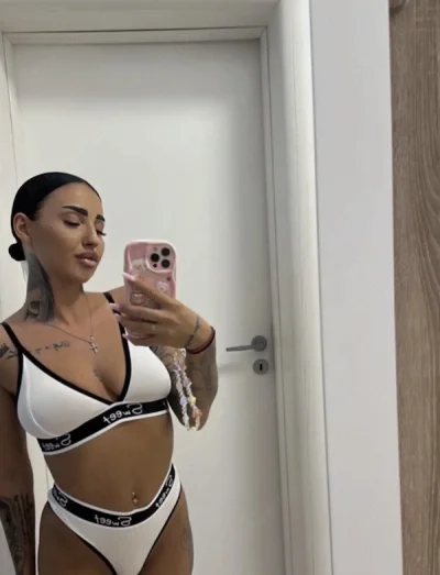 Fără grabă !Erika escortă reală ! NOUĂ ÎN ORAȘUL TĂU