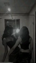 Bună !noi suntem ema și ruby două fete slim..va asteptam la noi ! - imagine 1