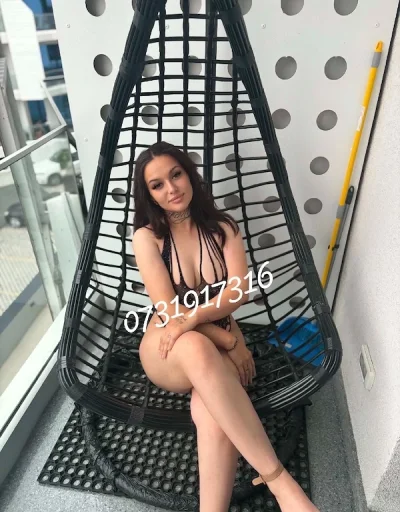 Betty hot! new! doar azi, poze reale