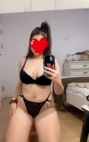 Brunetă sexy si senzuala - imagine 1