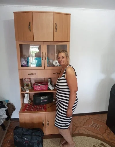 Bună mă numesc Mioara am 49 de ani servici totale o doamnă cu experiență bd timisoara nr 16 b