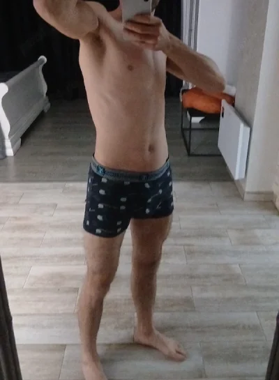 Tanar de 25 ani la tine in oras .Iti indeplensc ori ce fantezie sunt deschid