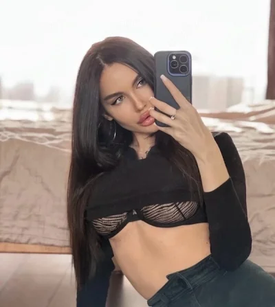 Micuta Emily