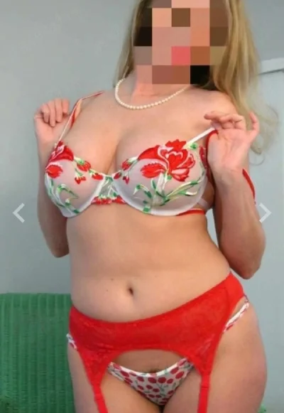 Blonda noua 35 de ani