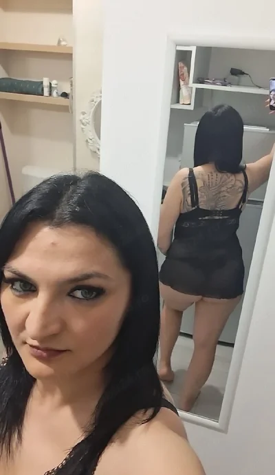 Bună numele meu este Mihaela sunt nouă în orașul tău