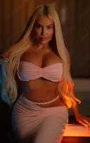 Escorta de lux siliconata&tatuata si piercing - imagine 4