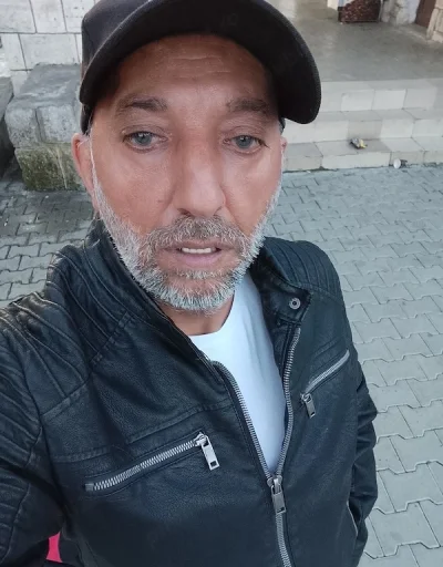 Barbat 45 ani..