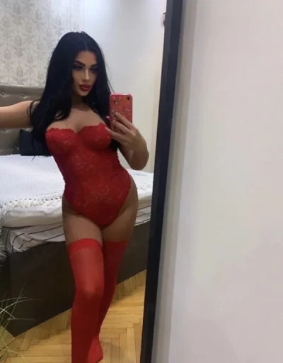 Bruneta Sexy Deplasări La Tine Sau Hotel !
