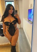 Bruneta sexi - imagine 4