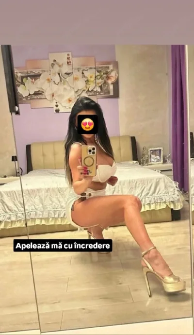 Alisia doar deplasat la tine sau la hotel