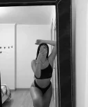 Buna sunt Alexia - imagine 1