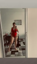 Rebeka 20 ani, Singură în locație - imagine 1