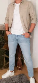 Alex tanar curat ,serios si discret in orasul tau,ofer si show web - imagine 3