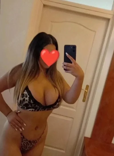 Fac doar deplasări la tine sau hotel