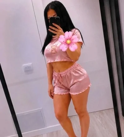 Yasmin-bruneta