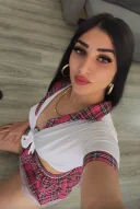 Bruneta Xxx Hai sa petrecem clipe fierbinti - imagine 2