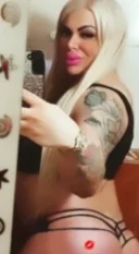Transexuala cu sâni ofer și show web - imagine 1