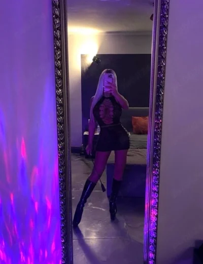 Eva Party Girl