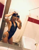 Am revenit Anda Ts Party Nimfo Jucăușă și sexy - imagine 4