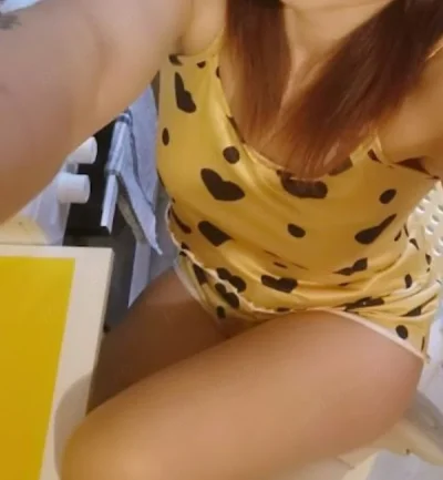 Buna sunt anca va pupacesc