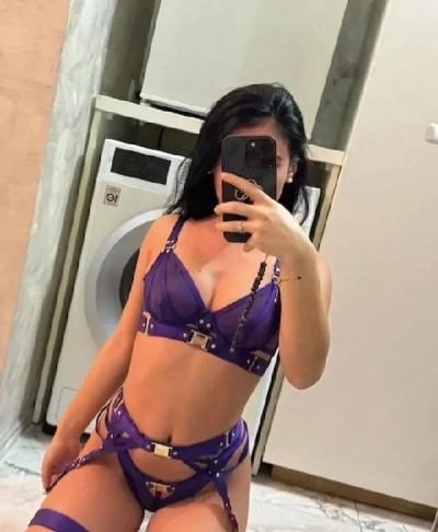 Doar Deplasari Fata Sexy aici X