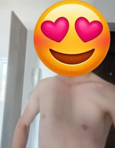Ofer experiente plăcute doamnelor generoase.