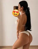 Bruneta 100% reala - imagine 3