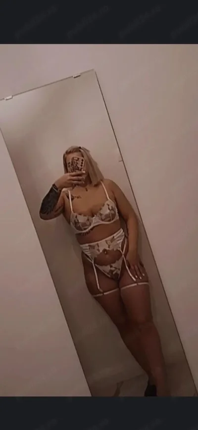 Blonda senzuală 100%REALA