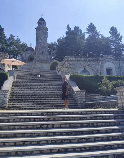 Doresc să cunosc o domnișoară sau doamna pt a ne bucura de viață!!!