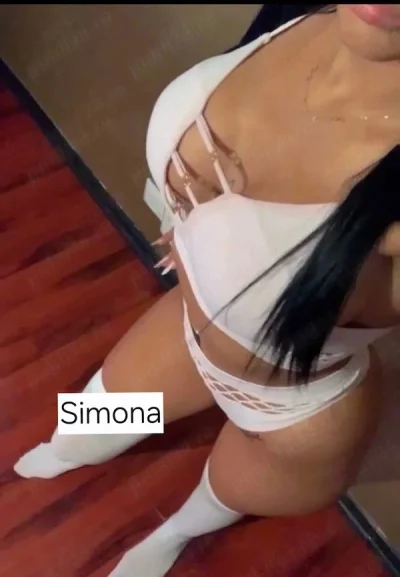 Simona nouă în oraș