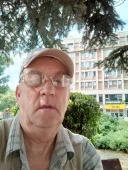 Disponibil pentru persoane mature - imagine 1