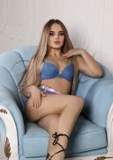 Răsfăț , feminitate și discreție absolută !!(FAC SI DEPLASARI ) - imagine 4
