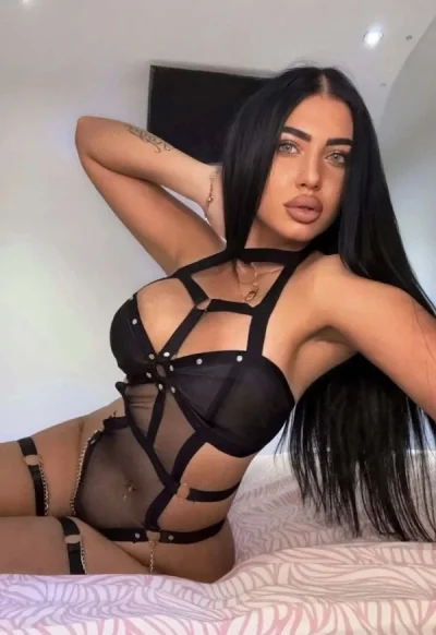 Prima zi la voi in oras party girl